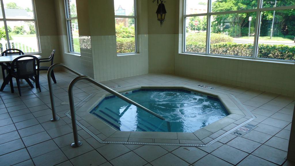 Country Inn & Suites By Radisson, Williamsburg Historic Area, Va Buitenkant foto